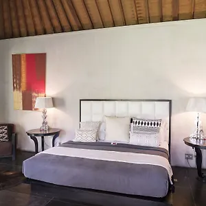 Villa Valentine