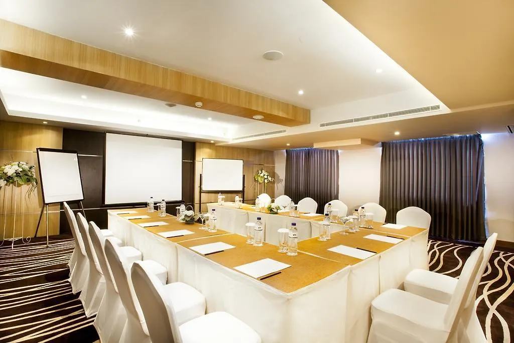 Grand Sovereign Kuta  Kuta (Bali)